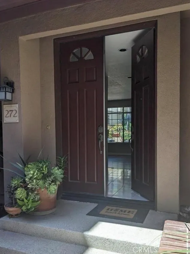 2 bed, 2.5 bath, 1091 sqft, $3,300 — Photo 1