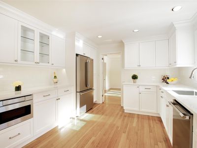 64 Beacon Hill Road, Port Washington, NY, 11050