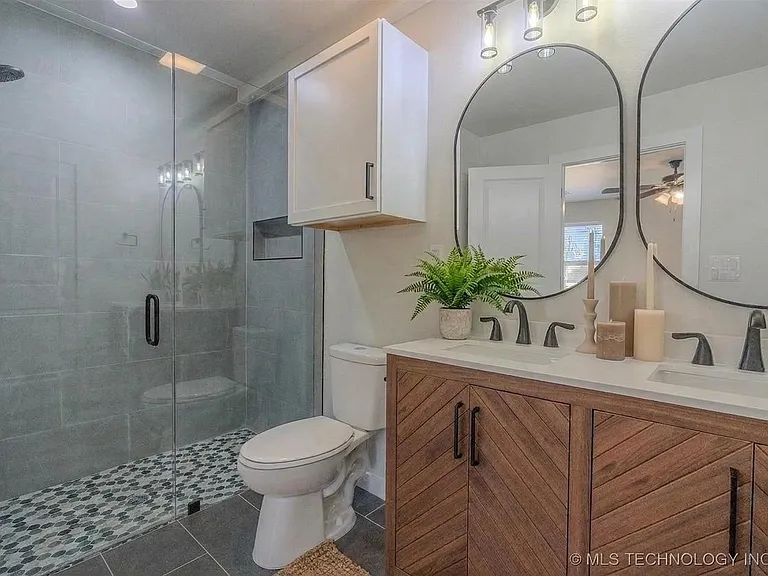 4119 W 57th St #B — Photo 26