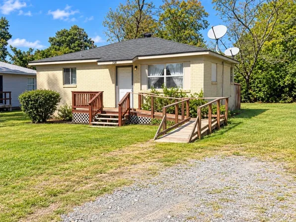 708 Smart St, Jacksonville, AR 72076