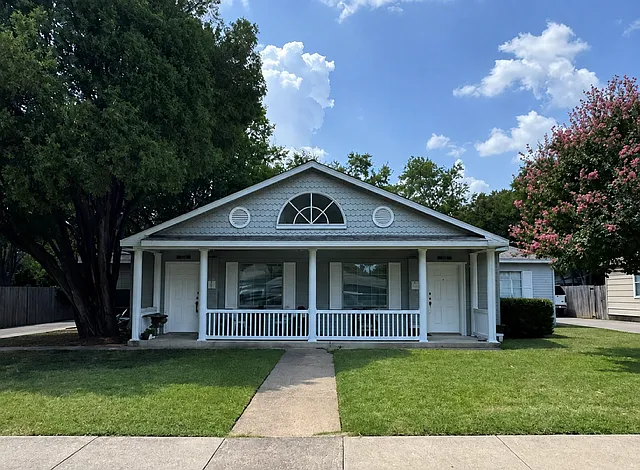 10107 Kilarney Dr — Photo 1