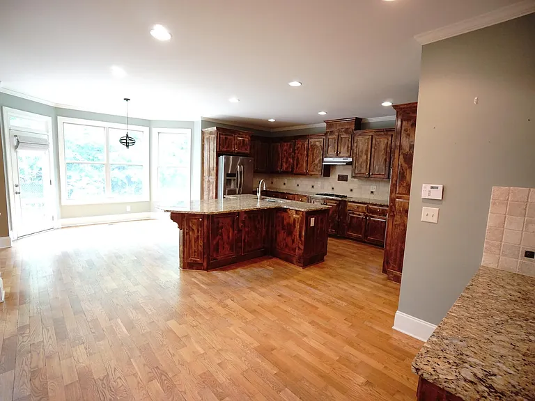 1868 Austins Pointe Dr — Photo 10