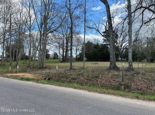 800 Elm Ave, Richton, MS 39476