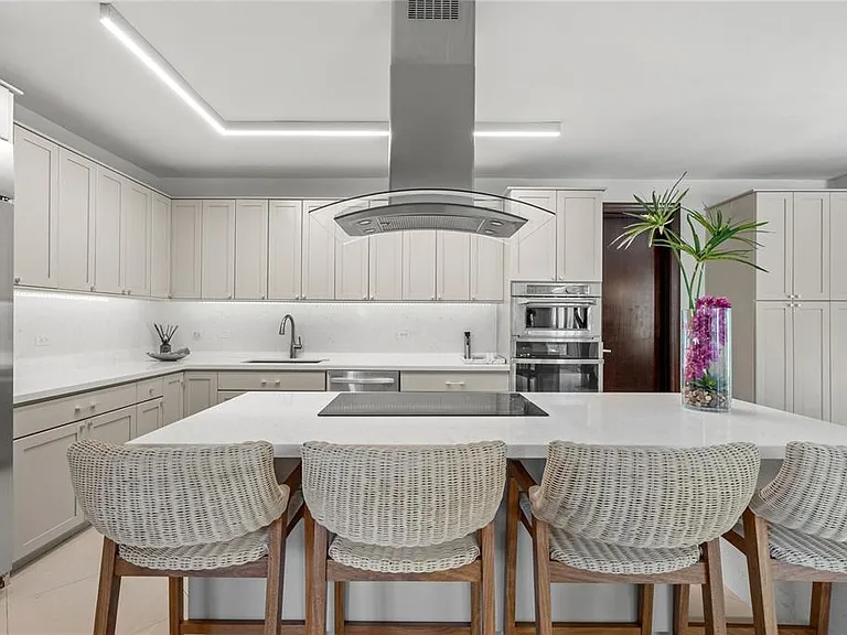446 Dorado Bch — Photo 18