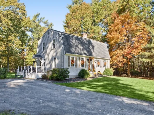 2 Holloway Brook Rd, Lakeville, MA 02347