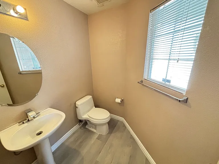 2398 Swifton Ct — Photo 13
