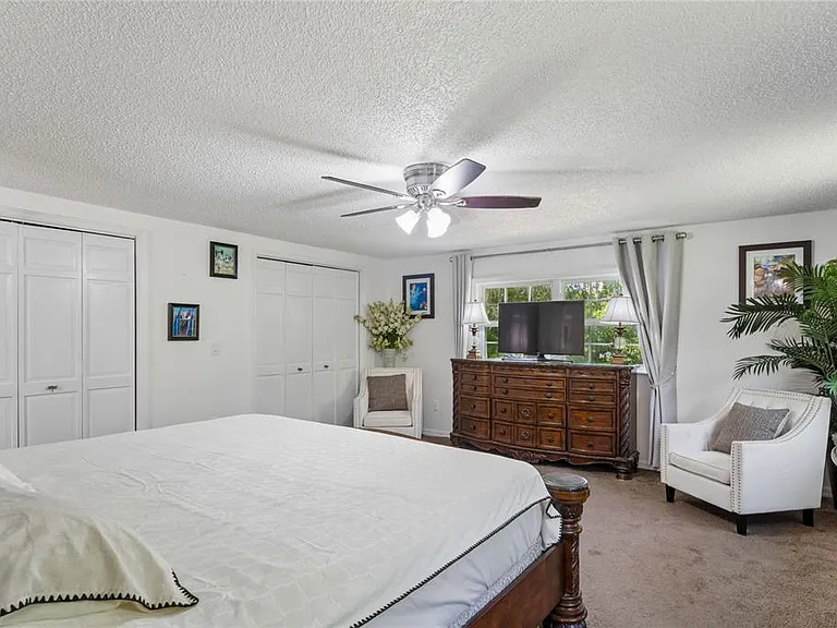 20424 Marguerite Rd — Photo 37