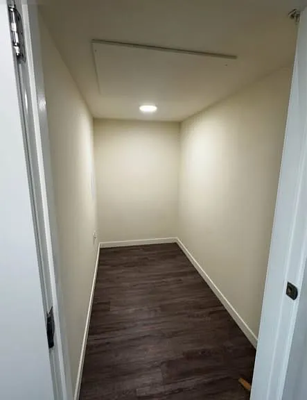 2619 Hastings St E — Photo 11