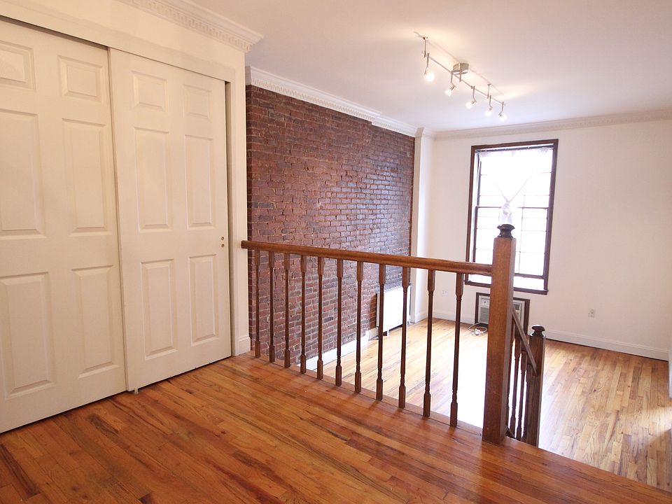 1st image of 126 W 82nd St APT 7