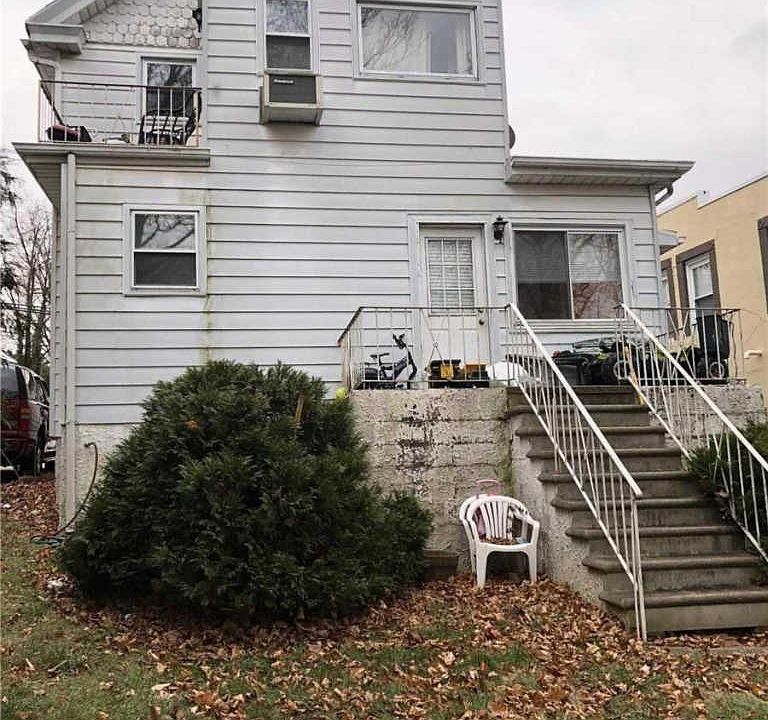 2nd image of 5 Columbia Pl