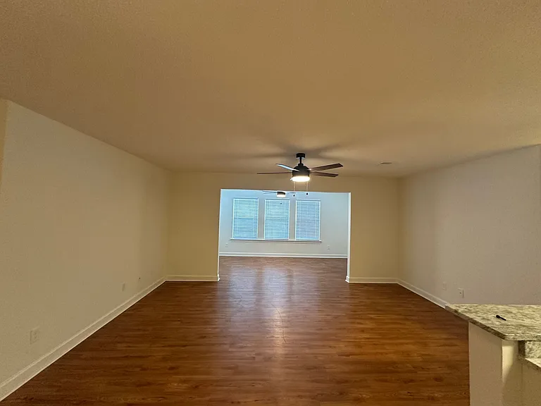 4304 Lotus Ct — Photo 7