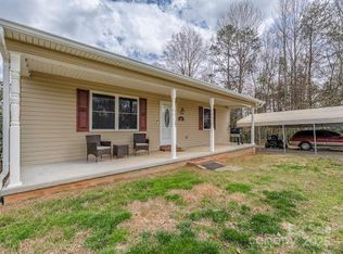 207 Sigmon Rd, Statesville, NC 28677