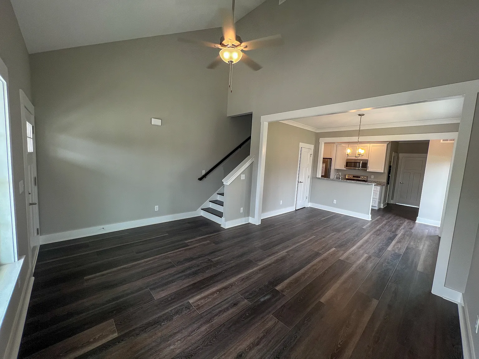 2 bed, 1150 sqft, $1,650 — Photo 2