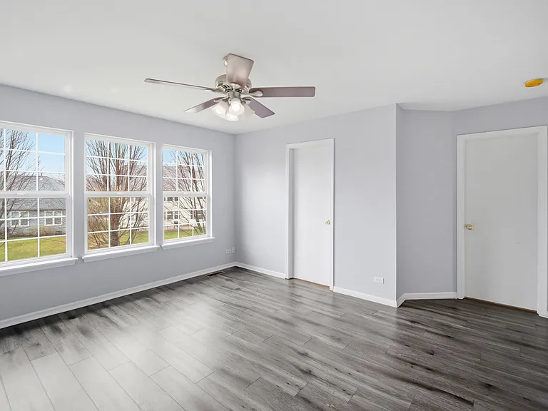 512 Normandy Ln — Photo 17