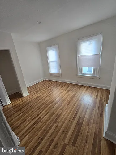 1316 N Farson St #2 Photo 1