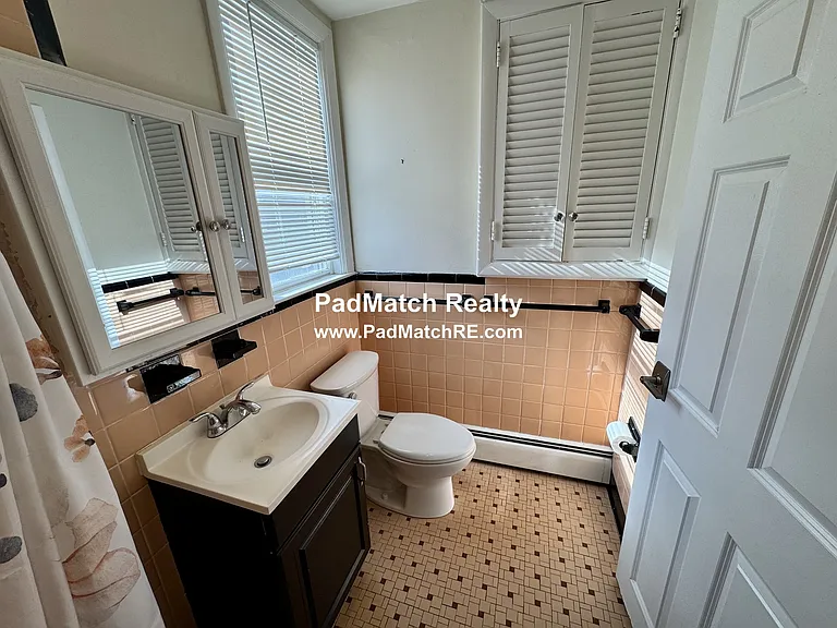 49 Boylston St #2 — Photo 10