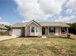 1942 Berkshire Dr, Clarksville, TN
