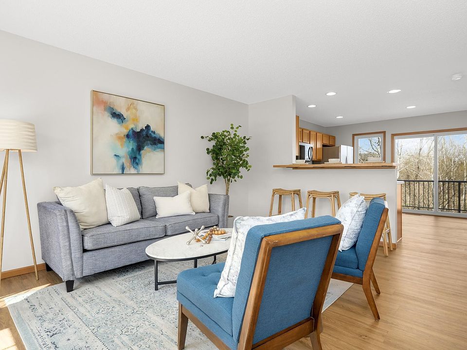1st image of 5034 Evergreen Dr N Unit 2