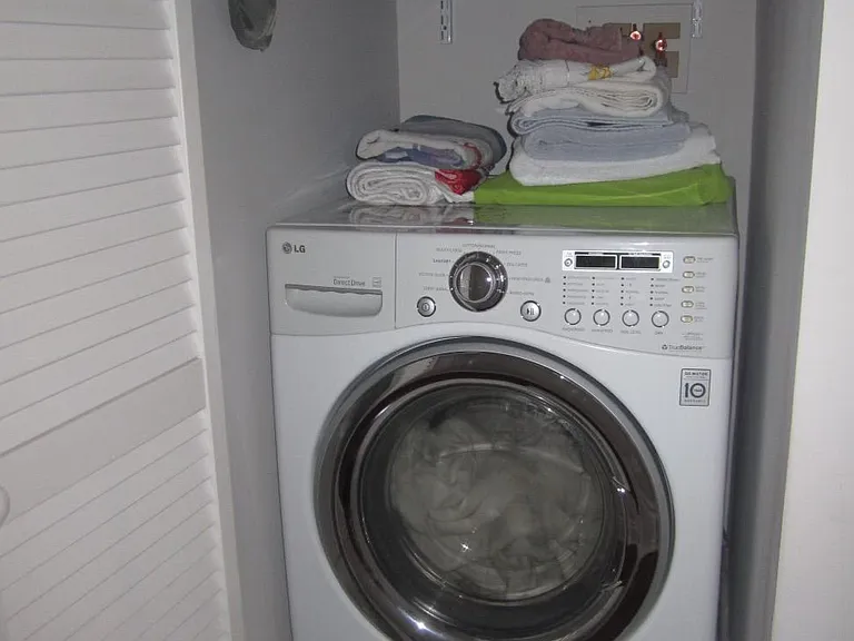 380 Crawford St #2 — Photo 17