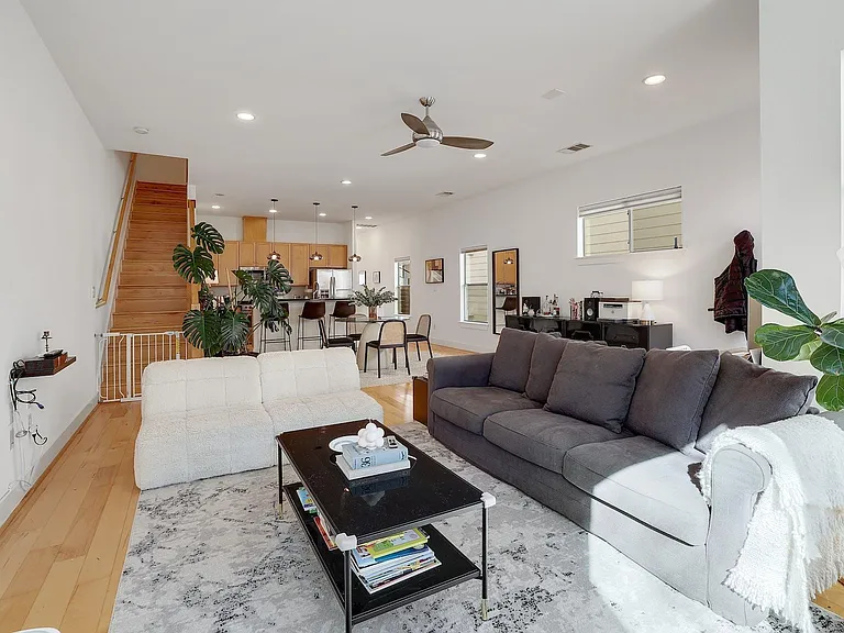 2209 Thornton Rd #A — Photo 7