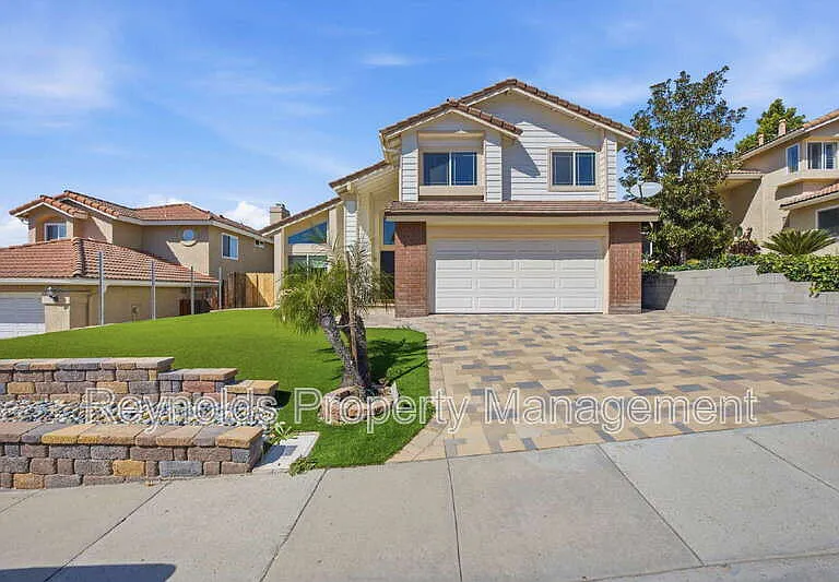 9462 Pipilo St — Photo 1