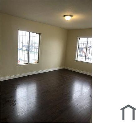 5th image of 10941 S Figueroa St APT D