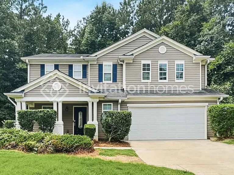 414 Waterbury Way — Photo 1