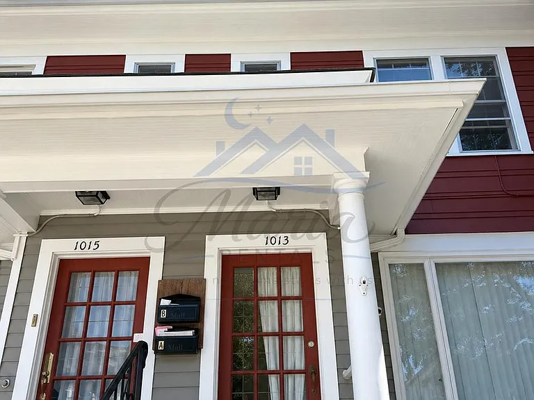 1013 Prospect St #2R — Photo 3