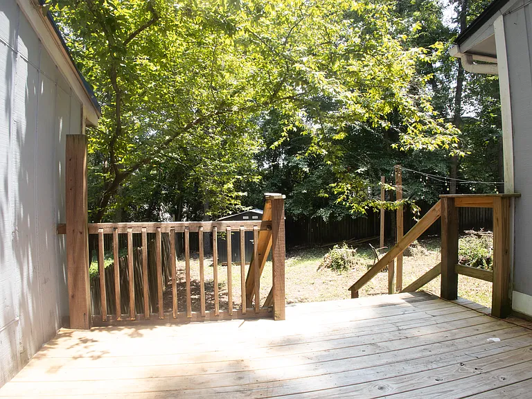 194 Parkbrook Cir — Photo 26