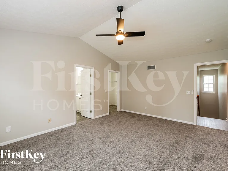 1211 Parkside Dr — Photo 11