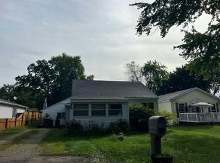 959 Gill St, Oxford, MI 48371