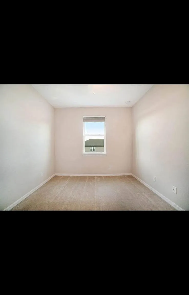 3 bed, 2.5 bath, 1589 sqft, $2,500 — Photo 1