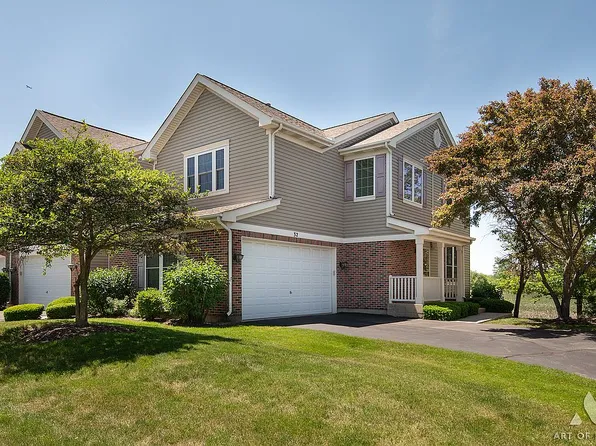32 Bluestem Ct, Streamwood, IL 60107