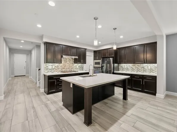 34421 Champoux Ct, Temecula, CA 92592