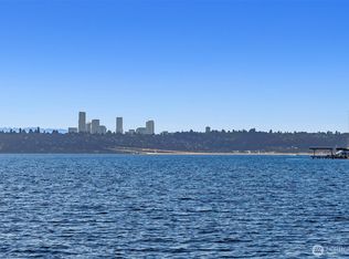 4045 W Mercer Way, Mercer Island, WA 98040