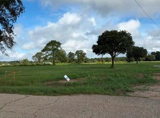 La Tung Rd, Covington, LA 70435