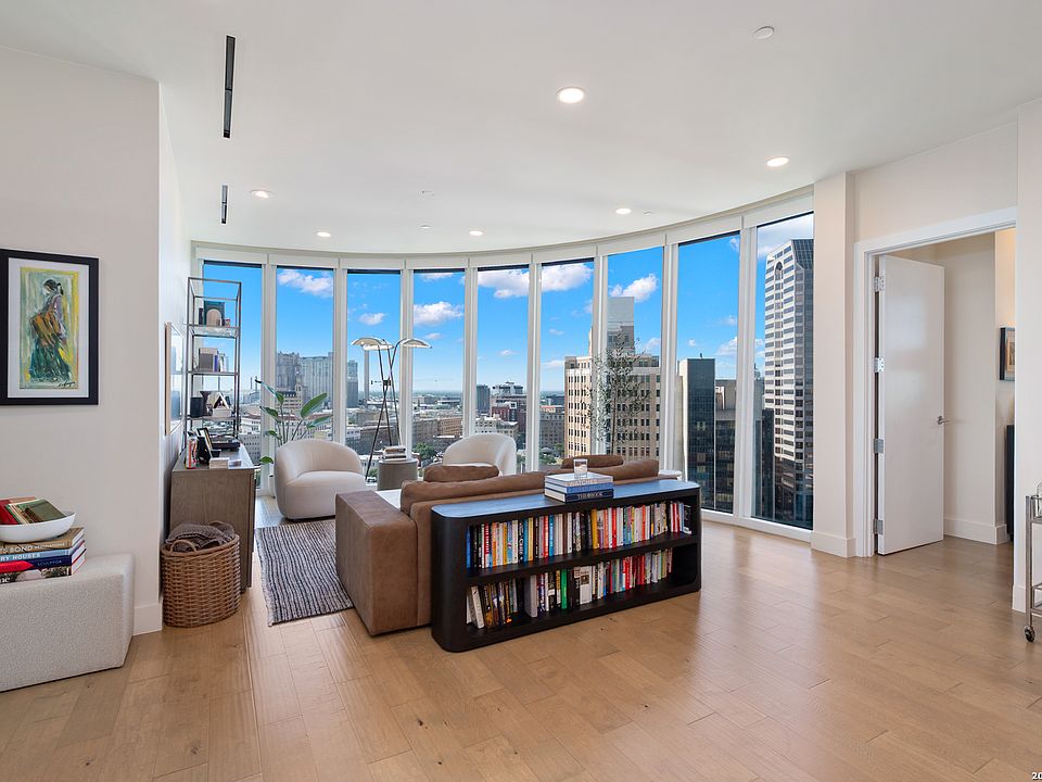 1st image of 123 Lexington APT 1406