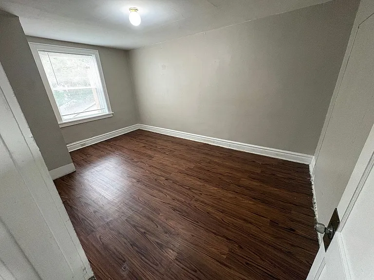 3221 Gravois Ave — Photo 4