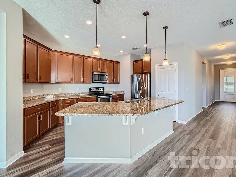 10514 Medford Lake Dr — Photo 3