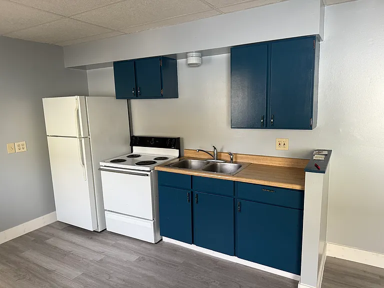 1833 W Dean Ave #4 — Photo 11