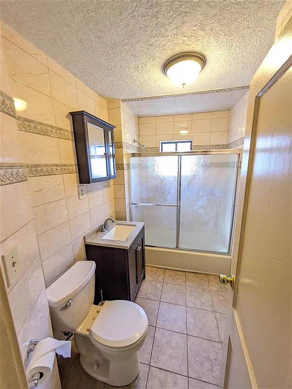 3 bed, 1300 sqft, $2,800 — Photo 3