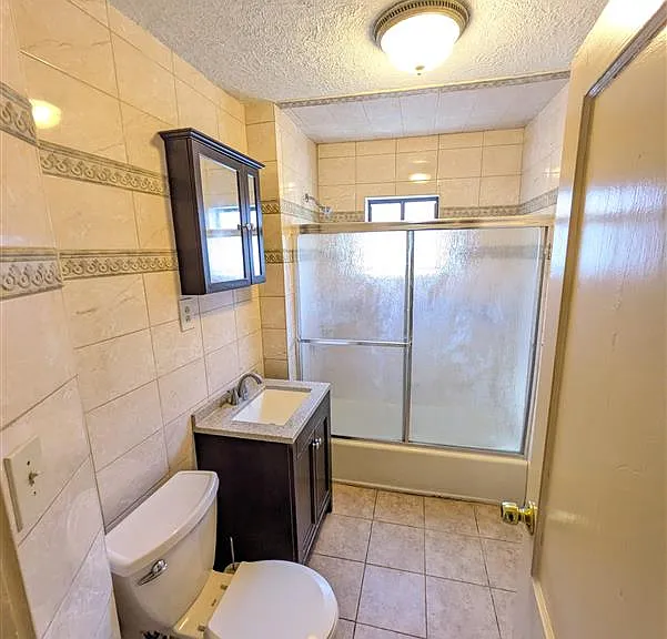 595 Fellsway W — Photo 2