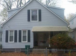 1121 1/2 E Spruce St, Springfield, IL 62703