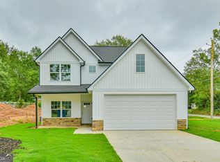 14 Poplar St, Hartwell, GA 30643