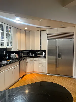 Rented by Smart City Real Estate LLC | media 14