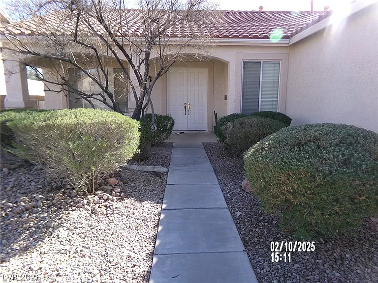 915 Dover Glen Dr #0 — Photo 2