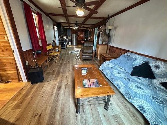 3rd image of 1935 Bruton Rd