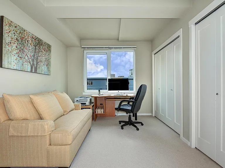 81 Clay St #621 — Photo 18