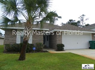 1015 Freeport Ct, Mary Esther, FL 32569