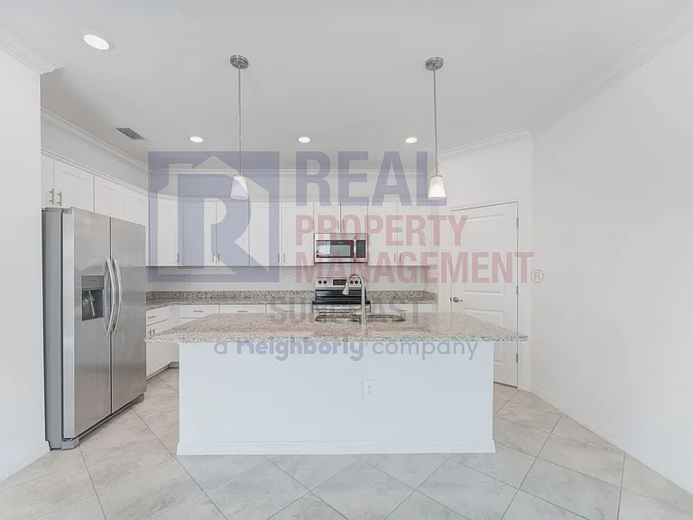 11160 Balfour St — Photo 9